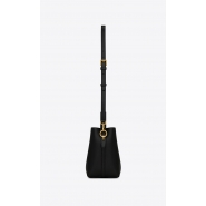 Сумка Yves Saint Laurent LE 37 Small из блестящей кожи